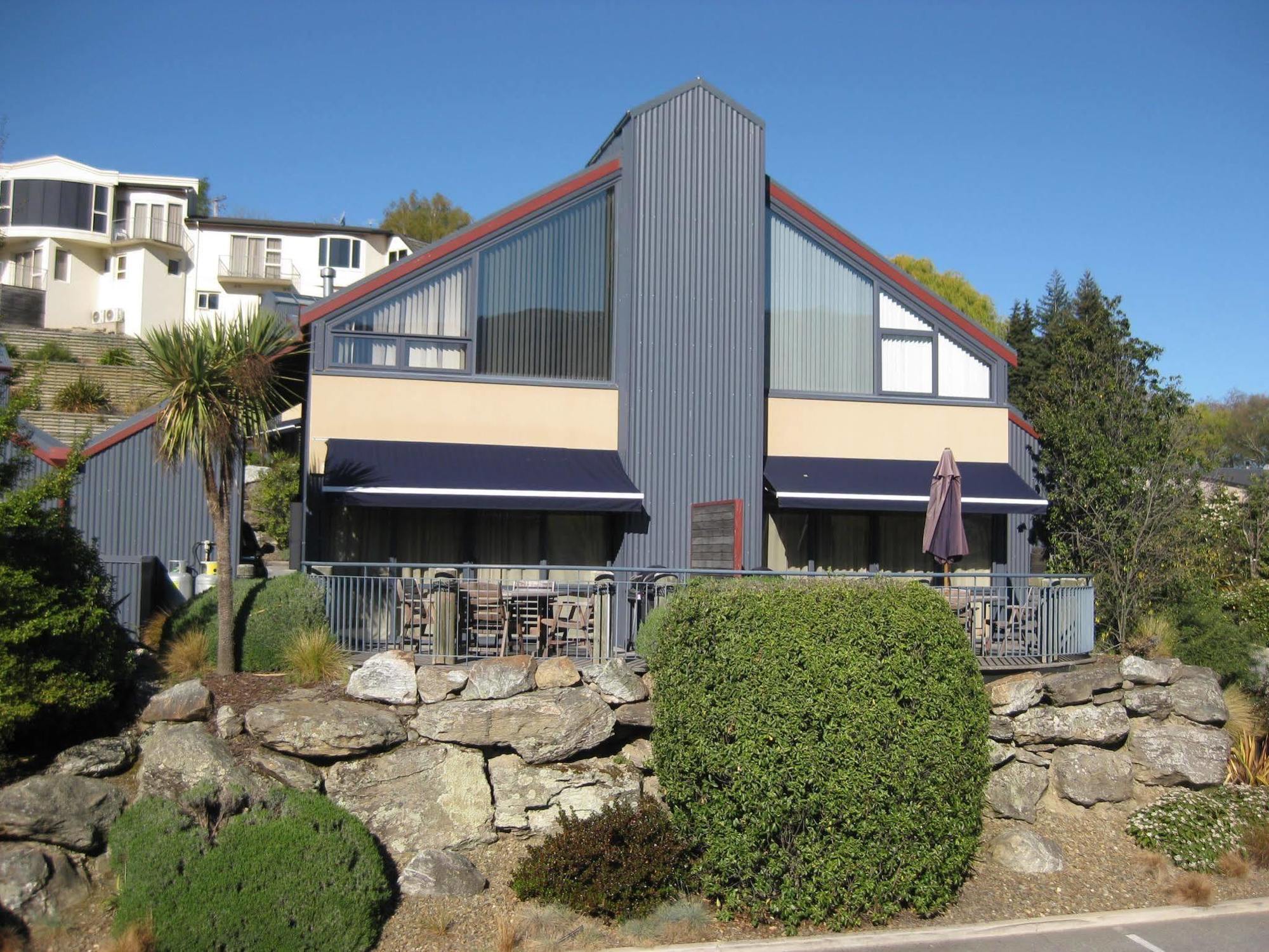The Moorings Motel And Apartments Wanaka Kültér fotó