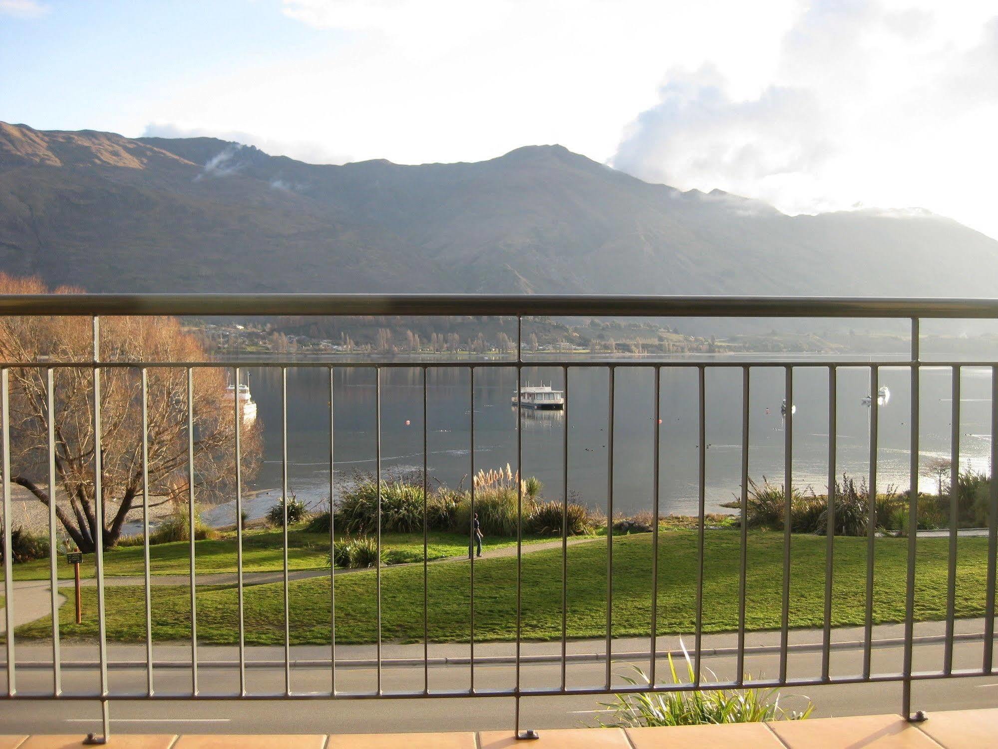 The Moorings Motel And Apartments Wanaka Kültér fotó